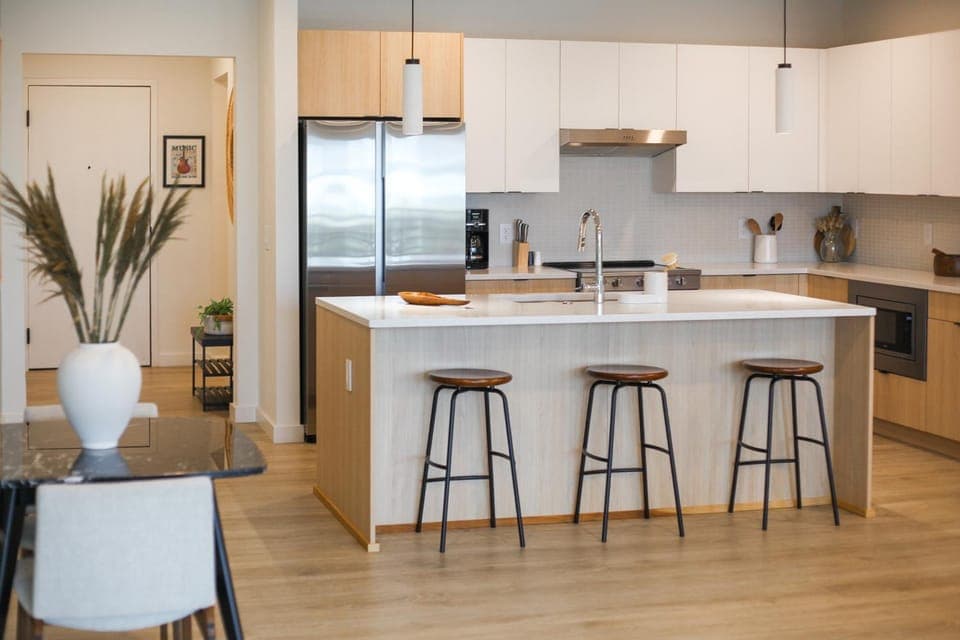 Skyline Nights Downtown Nash w/ Views, Pool, Gym Apartment in The Gulch