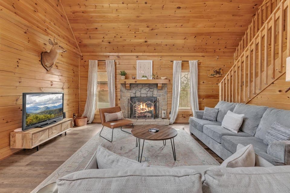 Moosehead Lodge - Fantastic Cabin at Lake Douglas Cabin in Douglas Lake