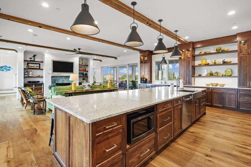 Cornfed Pelican home House in South Carolina
