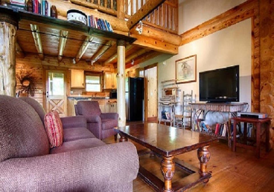 The Smoke House Lodge Hotel in Monteagle