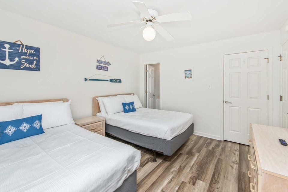 EPIC Oceanfront Sleep 36 Private Pool SP House in North Myrtle Beach