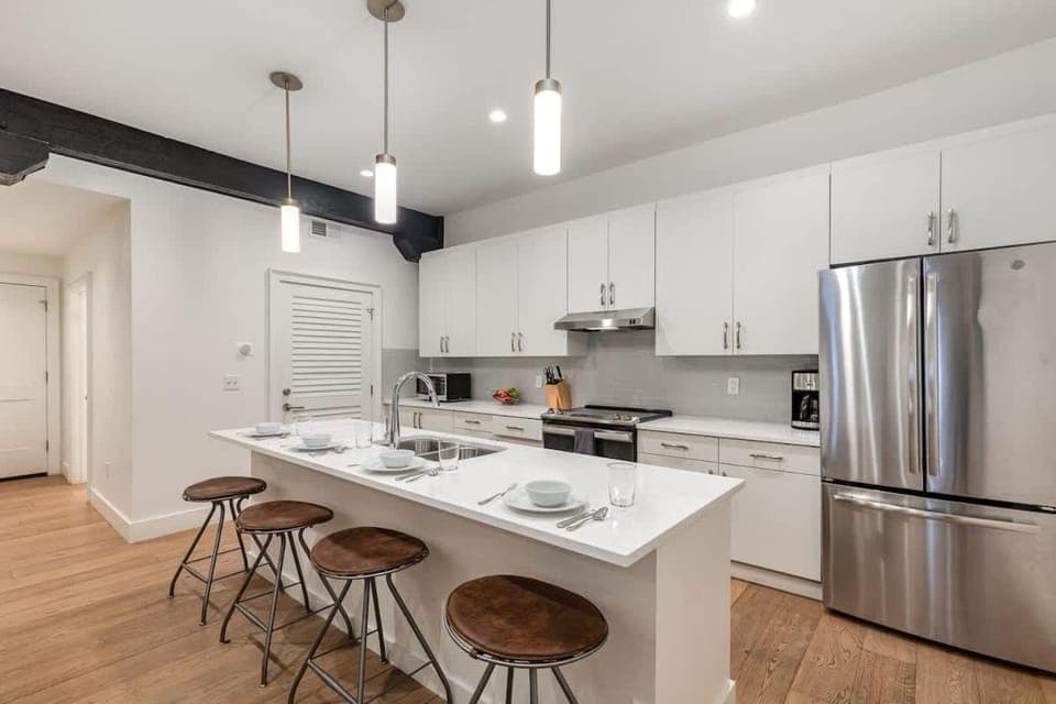 The Saddlery-Frequency-2 Units-Walk 2 Broadway House in East Nashville