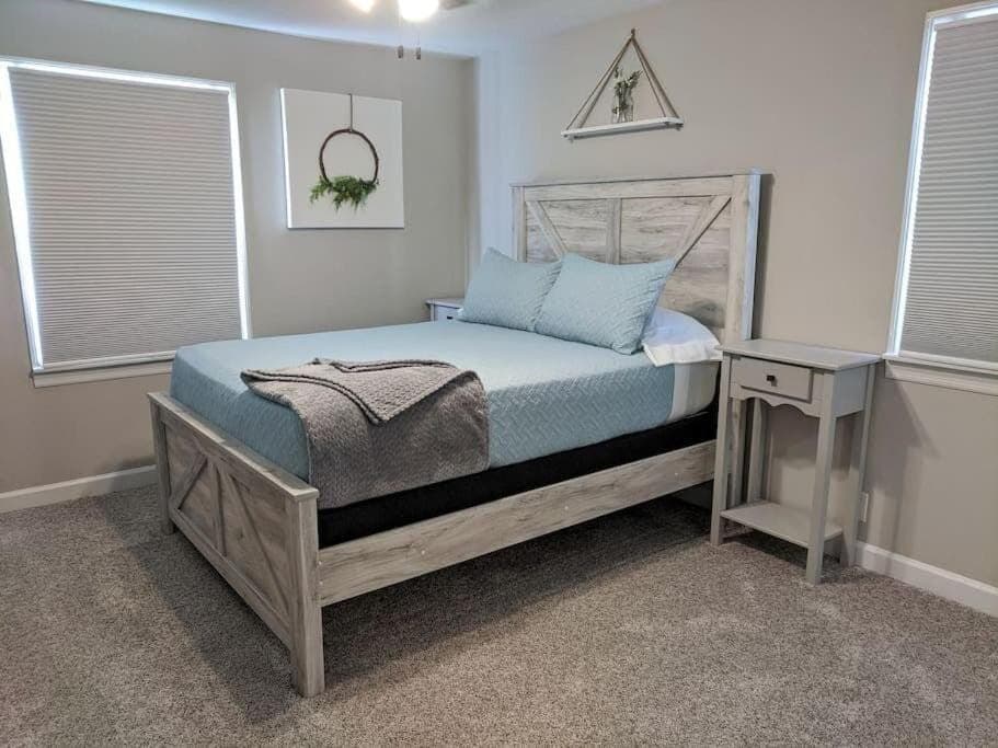 The Loft 1335 Whitt Ln House in Clarksville