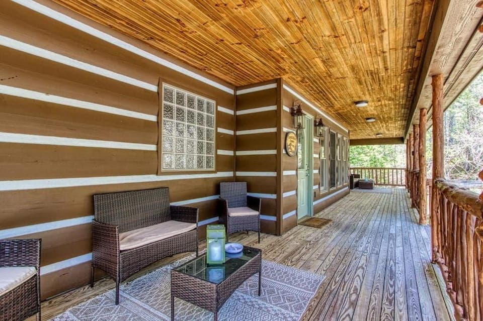Cades Cove Escape By Avada Properties House in Great Smoky Mountains