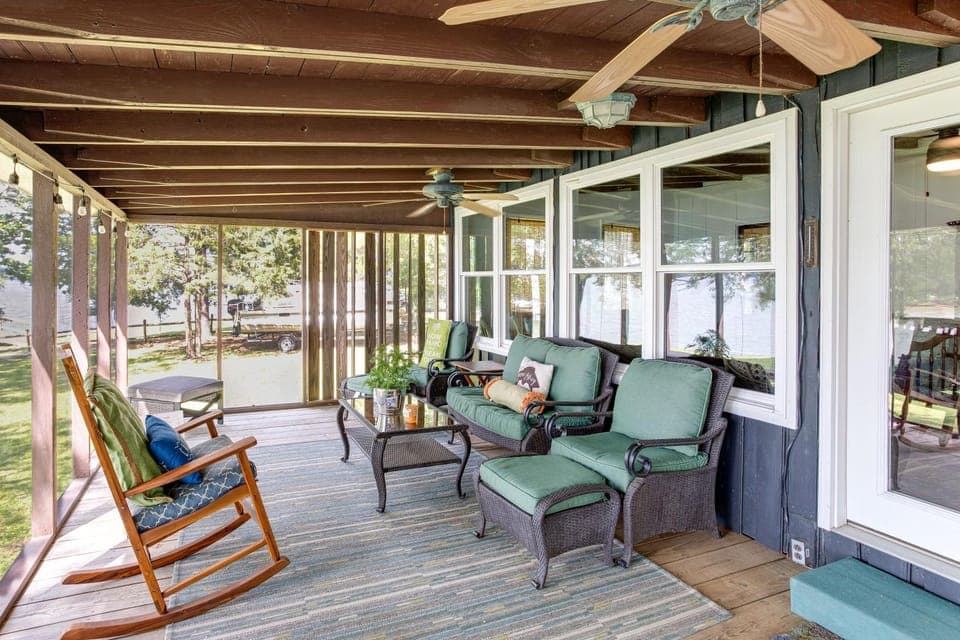 Lake Wateree Retreat: Dock & Screened Porch! House in Lake Wateree