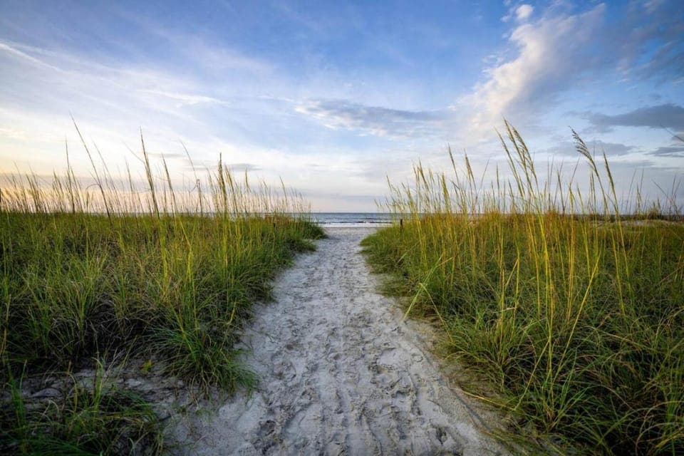 45 Night Heron, Sleeps 8, Pool Villa in Hilton Head Island
