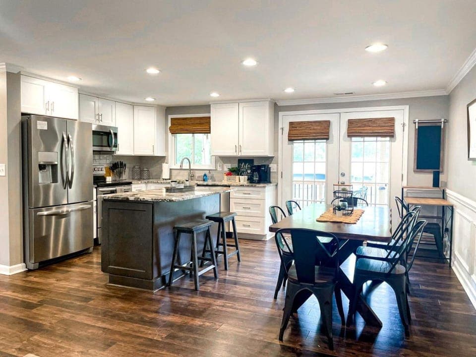 Family Cabin with Outdoor Living Areas and Foosball Table in NC Cabin in Pineville