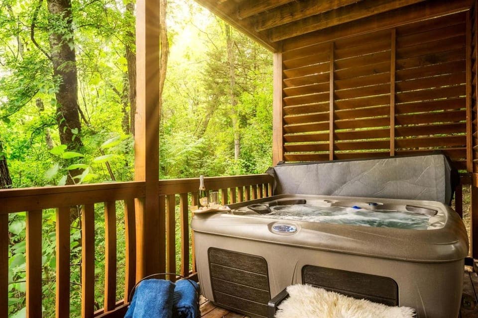 Spectacular Cabin Surrounded by Trees in Pigeon Forge, Tennessee Cabin in Pigeon Forge