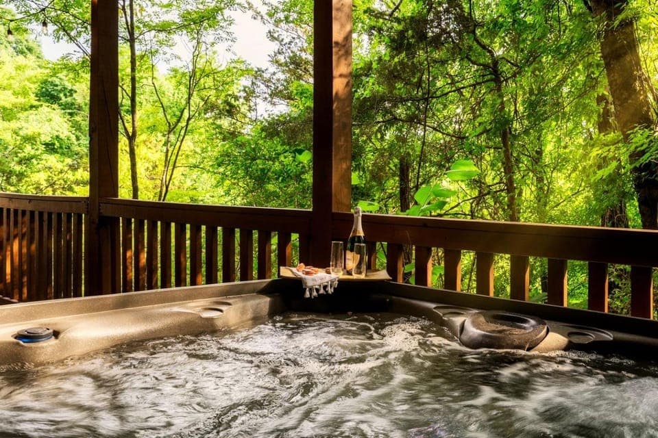 Spectacular Cabin Surrounded by Trees in Pigeon Forge, Tennessee Cabin in Pigeon Forge