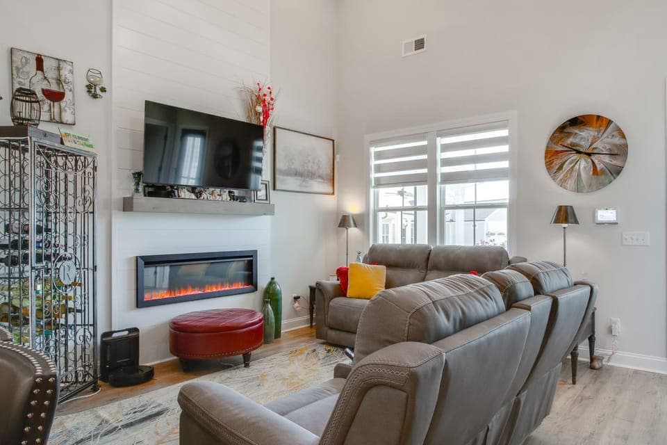 Walk to Marina: Lake Greenwood Retreat w/ Hot Tub House in Lake Greenwood