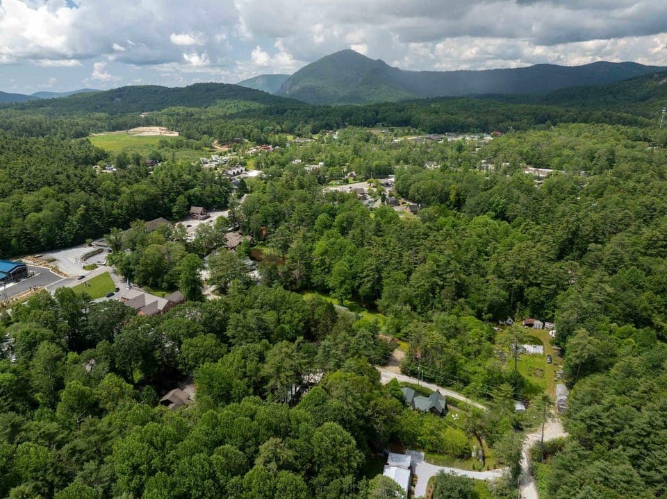 Cashiers Hideaway House in Cashiers
