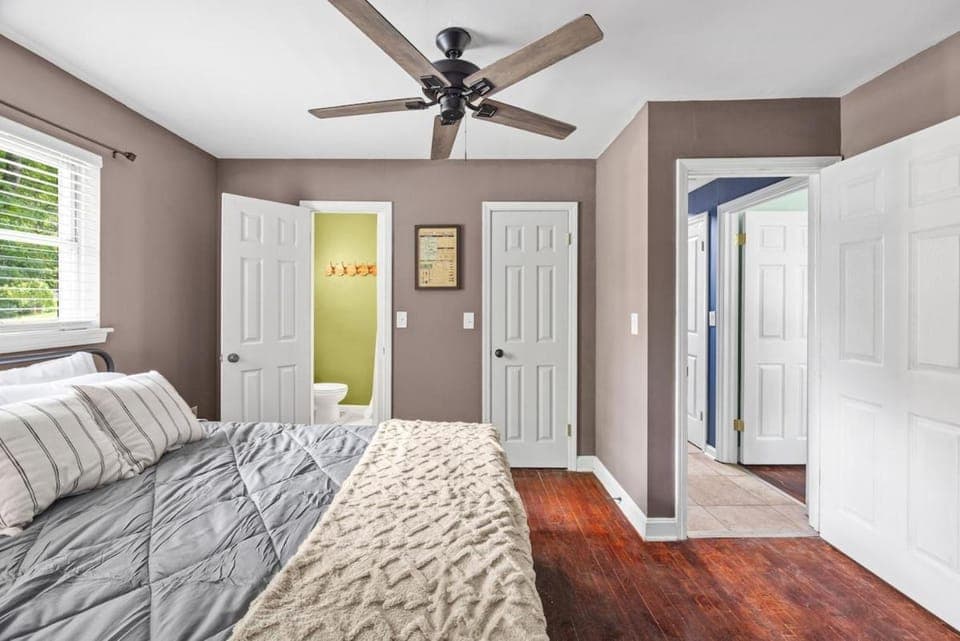 Bedroom