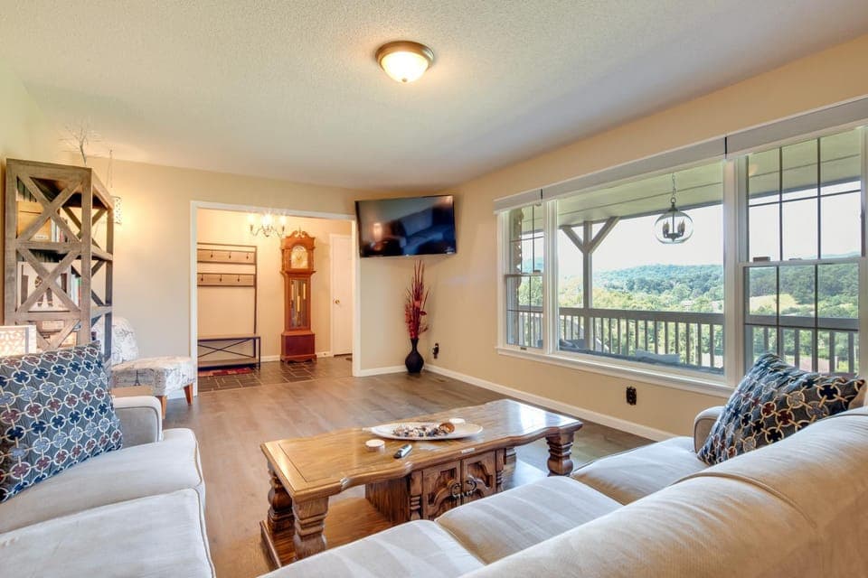 Scenic Asheville Area Retreat: Hot Tub & Game Room House in Upper Hominy