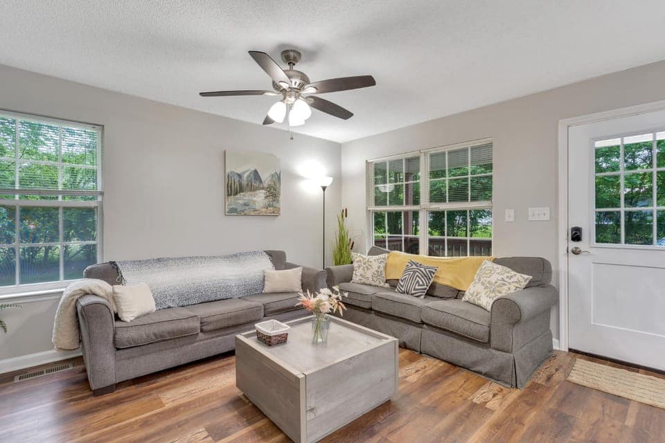 Living room, Seating area, fireplace, internet, internet