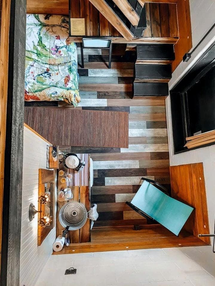 Rustic Stall B&B with Country Breakfast & Bonfires near Old Hickory Lake – Gallatin, Tennessee House in Old Hickory Lake
