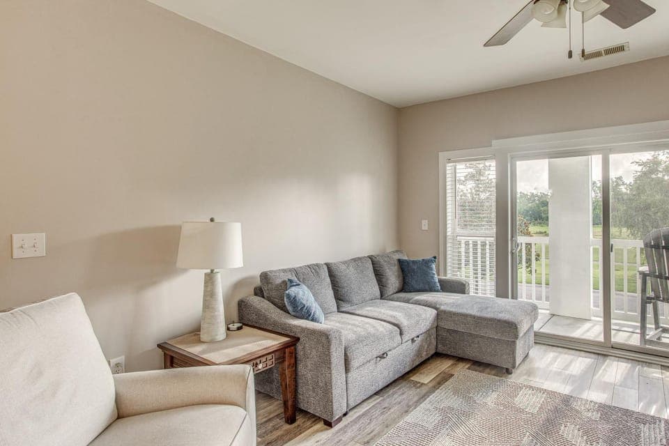 Tee Off & Unwind By Pool: Myrtle Beach Condo House in Carolina Forest