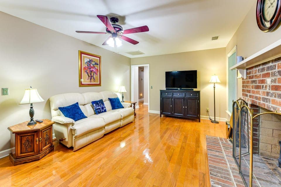Family Retreat in Beaufort: 3 Mi to Historic Dtwn House in Beaufort