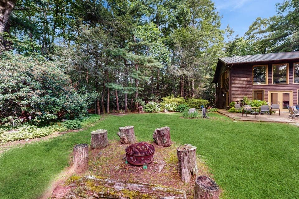 Forest Oasis House in Mitchell County