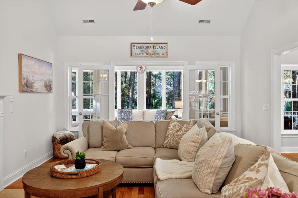 OF2737: 2737 Old Forest Drive House in Seabrook Island