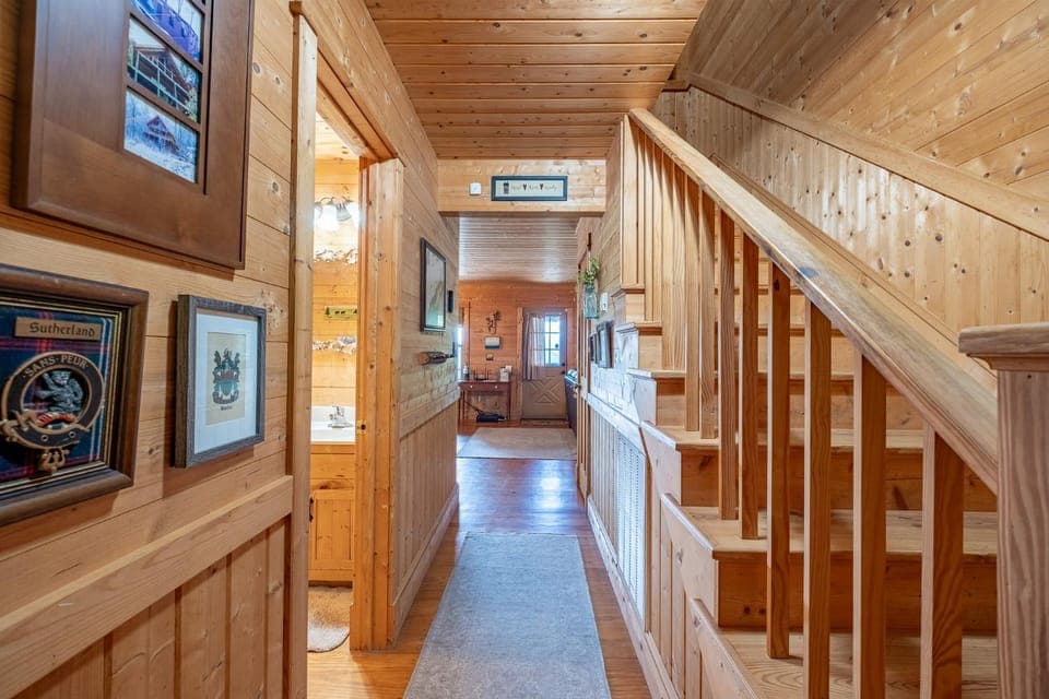 Glorious Sunsets Bryson City Mountain Cabin Cabin in Swain County