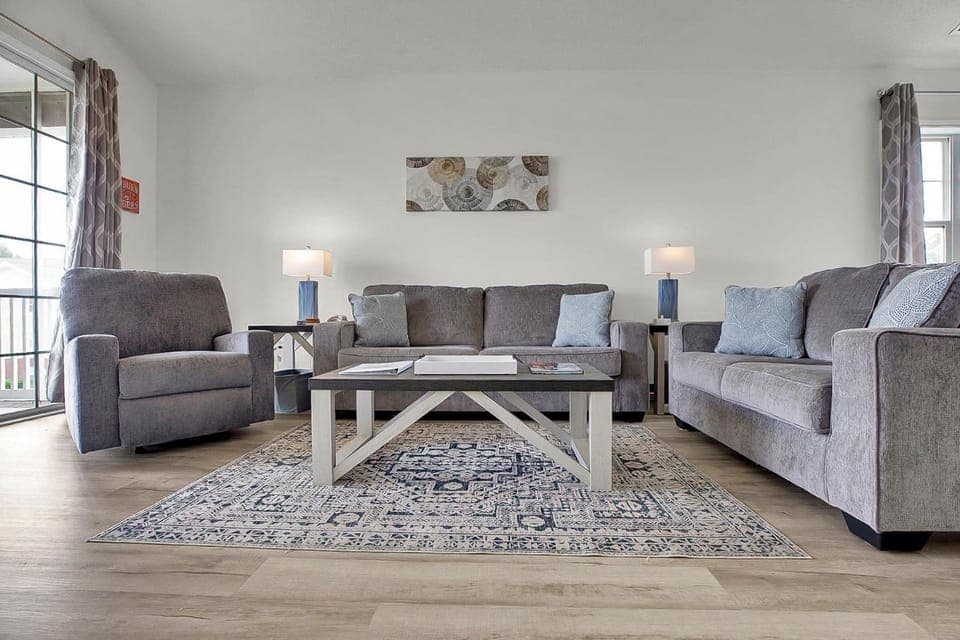 Living room, Seating area