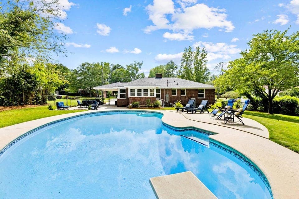 Patio, Activities, Garden, Dining area, Garden view, Pool view, Swimming pool