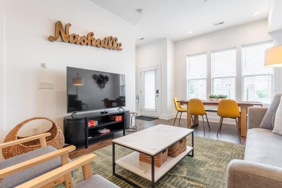 Music City Sweetheart House in Madison