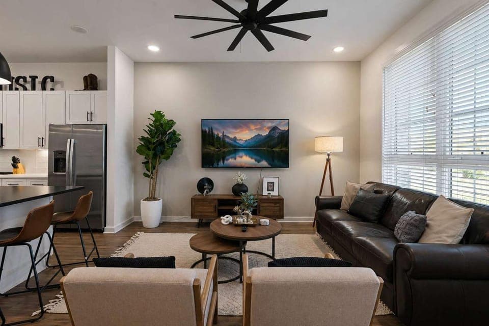 Living room, Seating area