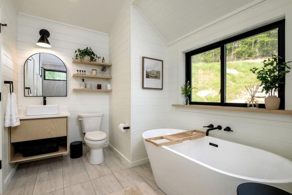 Tranquil A-Frame Oasis near Pisgah National Forest in North Carolina House in Gloucester