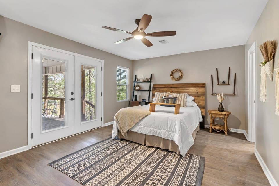 Bed, Bedroom