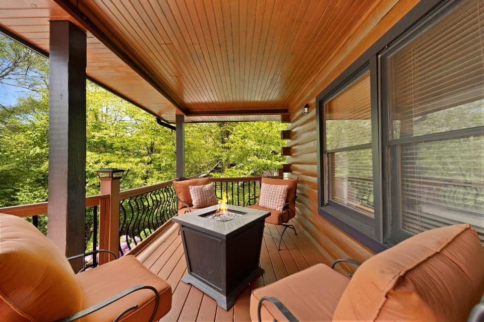 Little Heaven House in Sugar Mountain