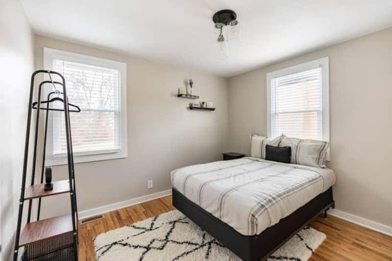 Bed, Photo of the whole room, Bedroom