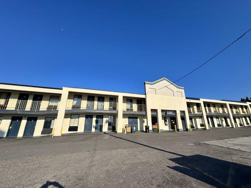 Property building, Day