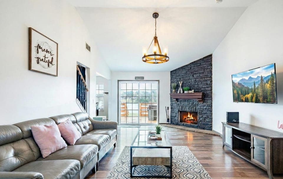 TV and multimedia, Living room