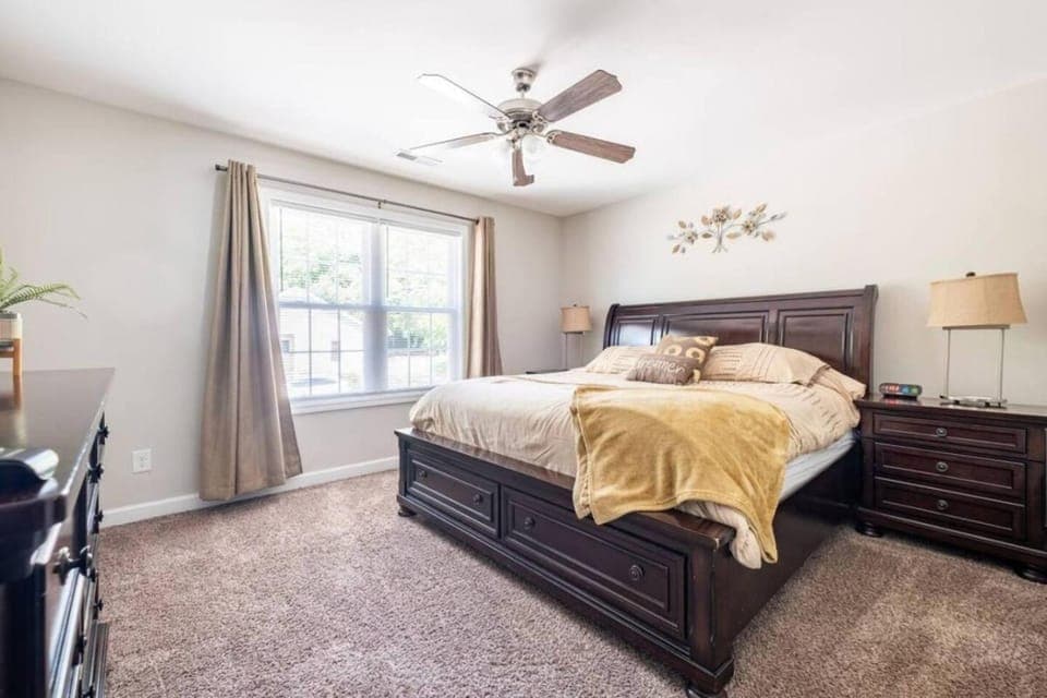 Modern 3Bedroom Duplex with Kitchen, WiFi and Free Parking Kannapolis House in Kannapolis