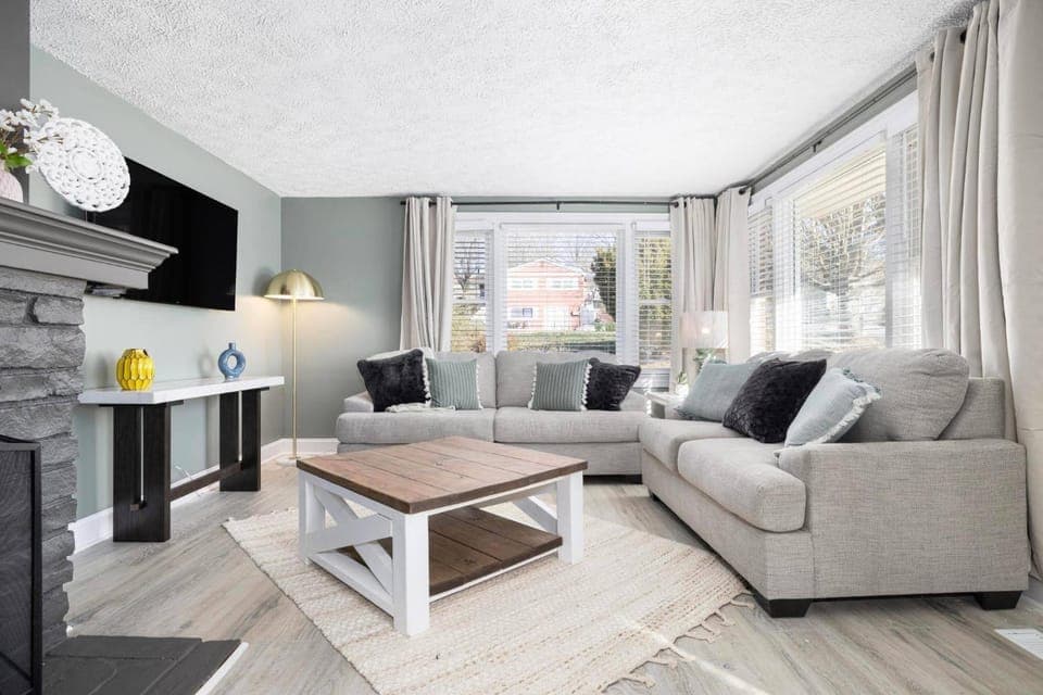 TV and multimedia, Living room, Seating area, furniture