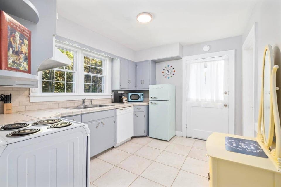 Kitchen or kitchenette, Decorative detail, kitchen