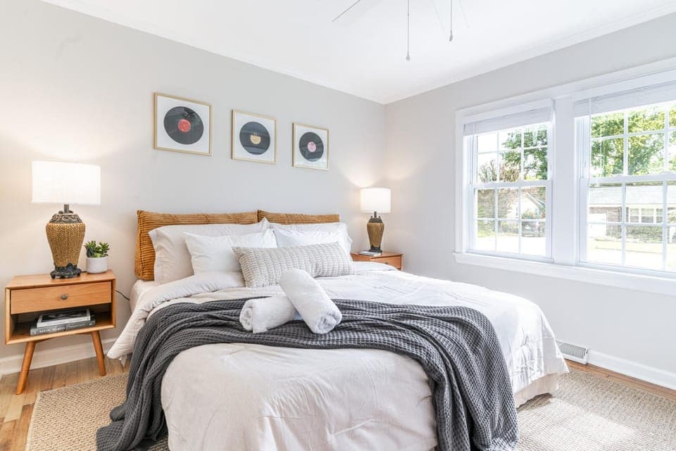 Bed, Bedroom