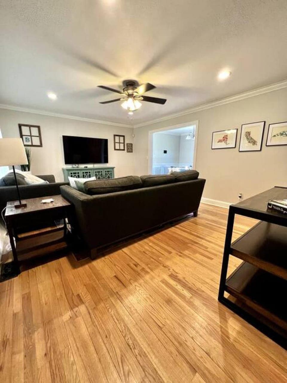 TV and multimedia, Living room, Seating area