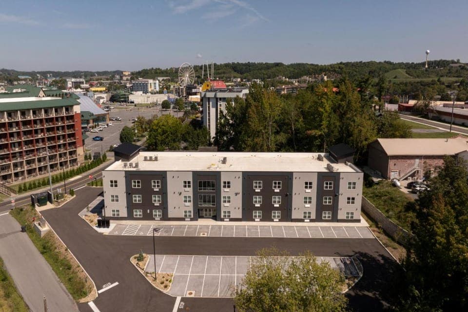 The Ruby 311 By Avada Properties Apartment in Pigeon Forge