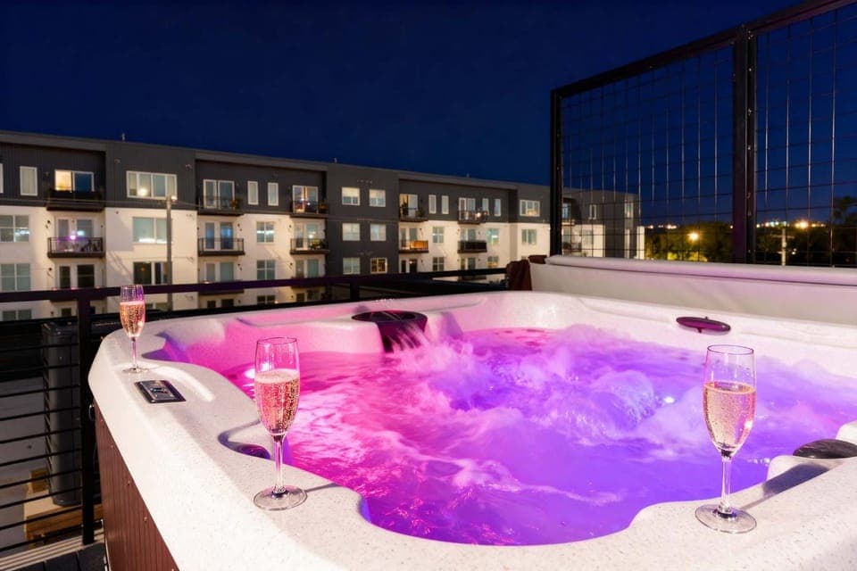Two Luxury Homes Hot Tub Fire Pit City Views House in East Nashville