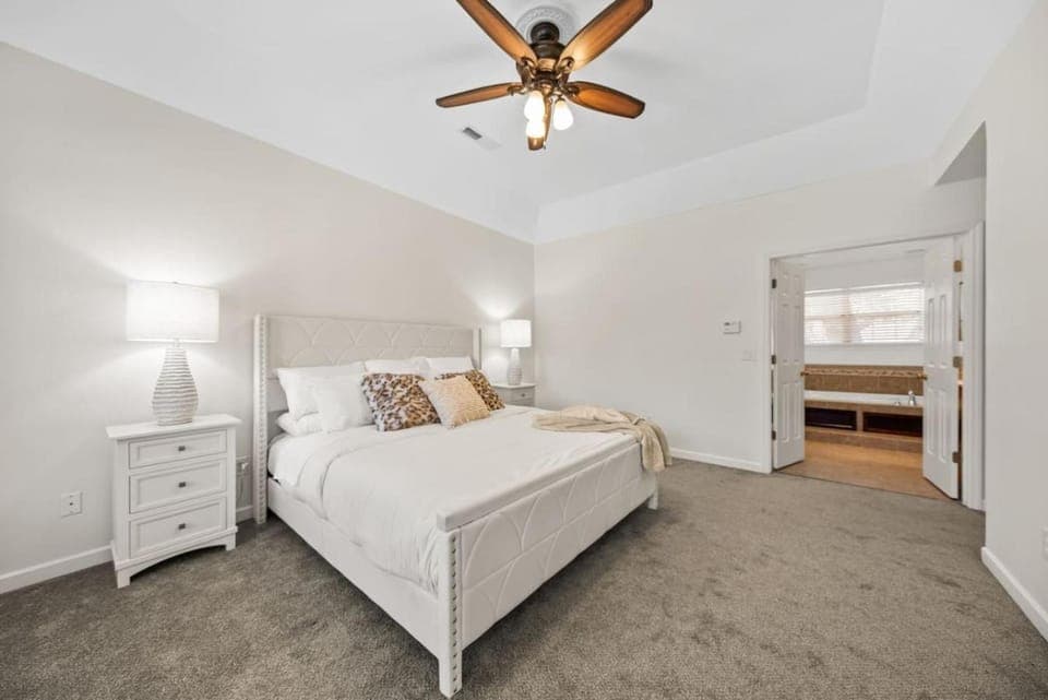 Bed, Bedroom