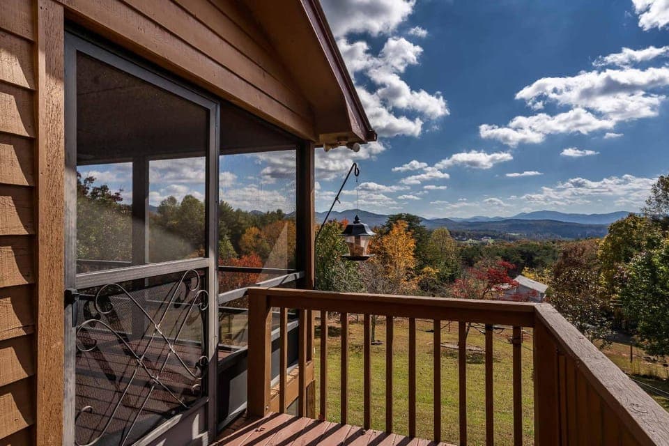 Day, Natural landscape, View (from property/room), Balcony/Terrace, Mountain view