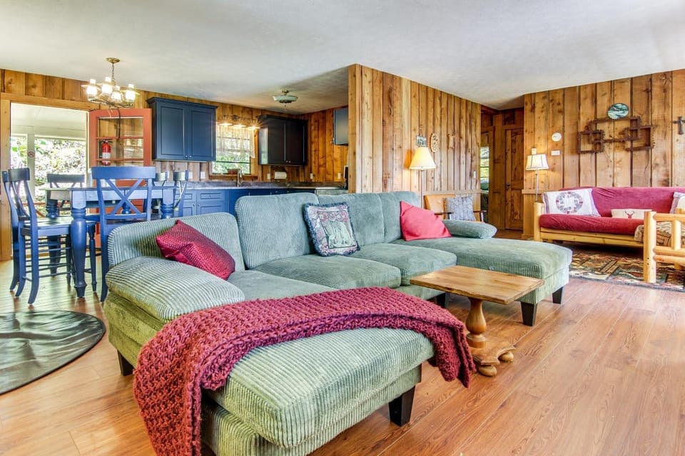 Beautiful Cold Mountain Views! Canton Cabin Cabin in East Fork