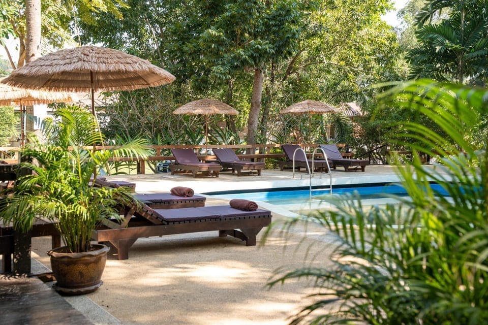 Swimming pool