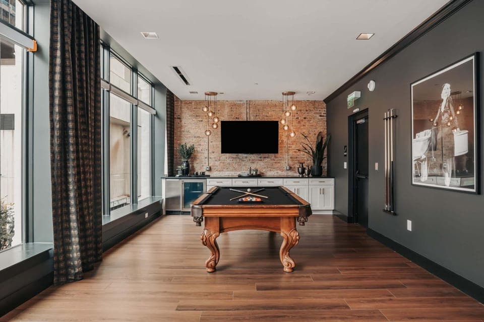 Starr Piano - Highball and Bellamy Suites - 8 bedroom House in East Nashville