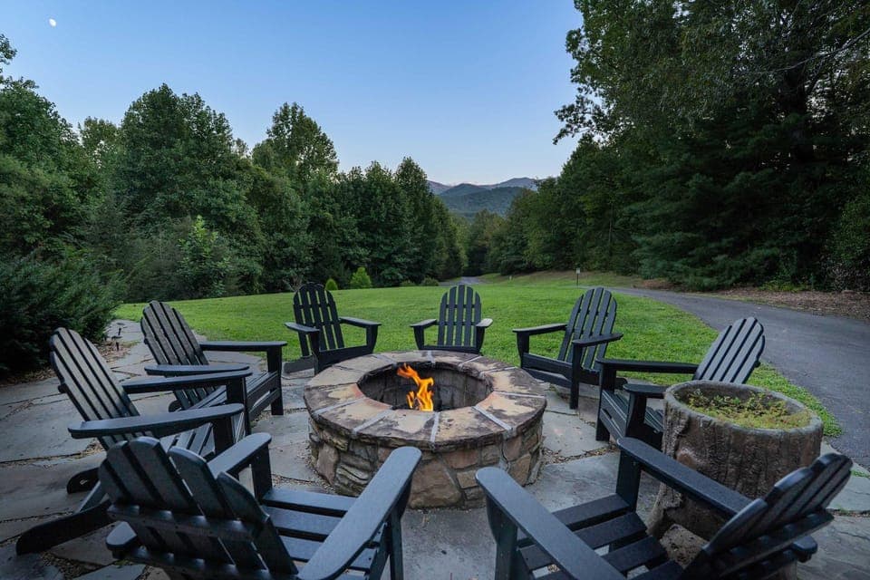 Natural landscape, Seating area, Mountain view