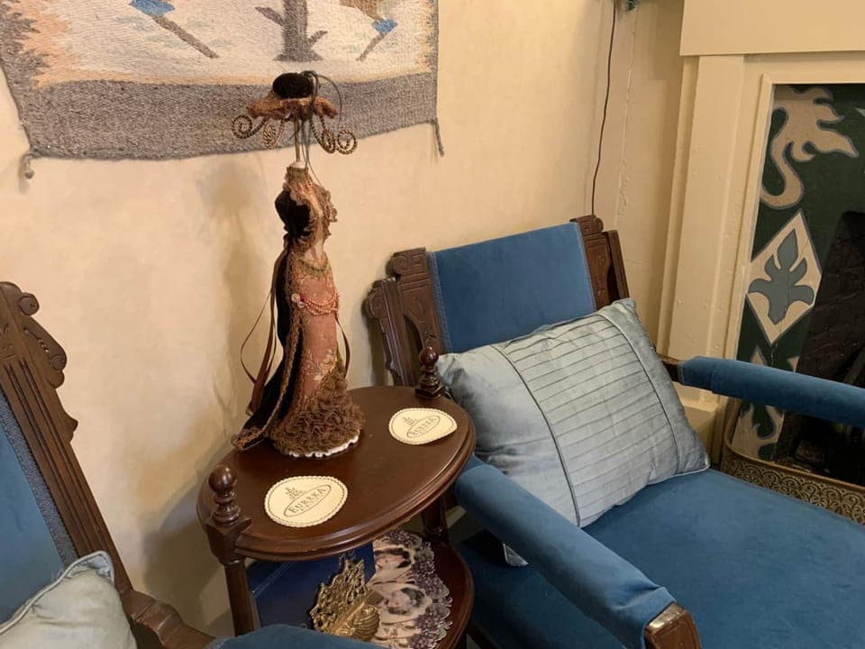 Seating area