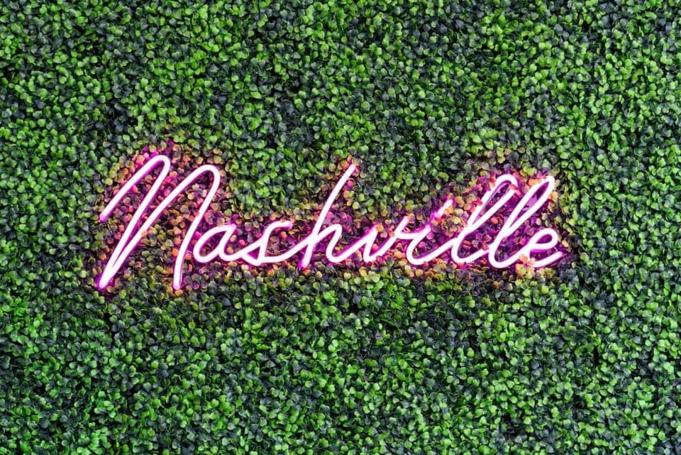8BR Nashville Group Stay - 5 Min to Downtown Apartment in East Nashville