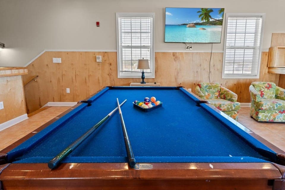 Sleeps 44! Walk to Beach • Private Pool • BBQ House in North Myrtle Beach